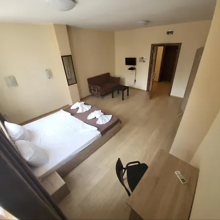 Апартхотел Twain Apart&rooms